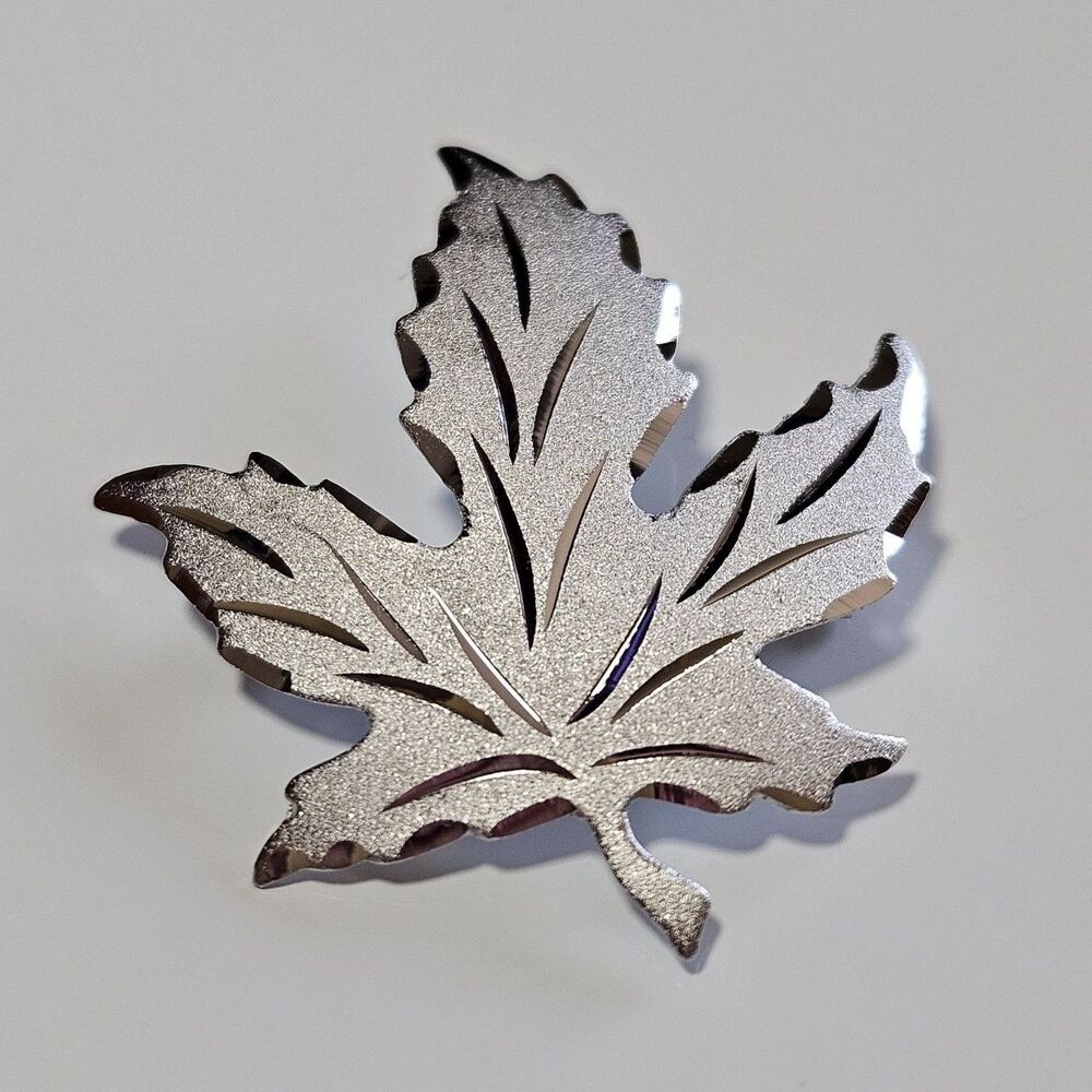 Signed EMC Sterling Silver Maple Leaf Brooch Pin, 1.25"  Made in England